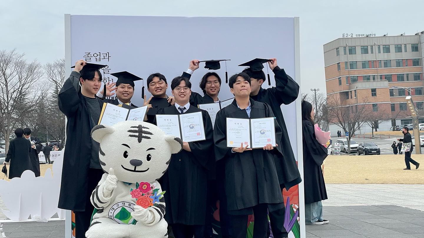 Buổi lễ tốt nghiệp đại học do trường Daegu tổ chức