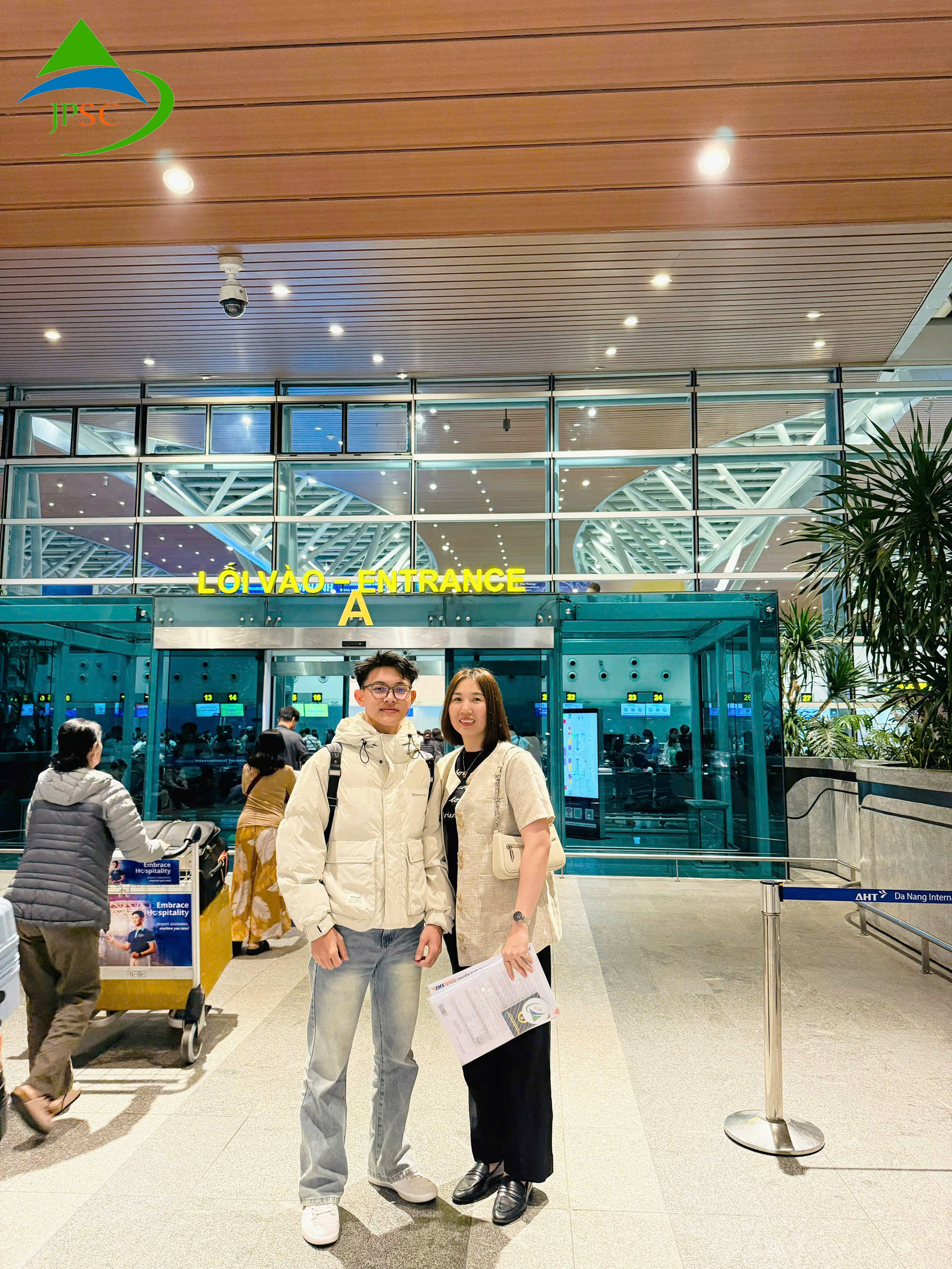 Hoàng Công Ý nhập học trường Đại học Kookmin